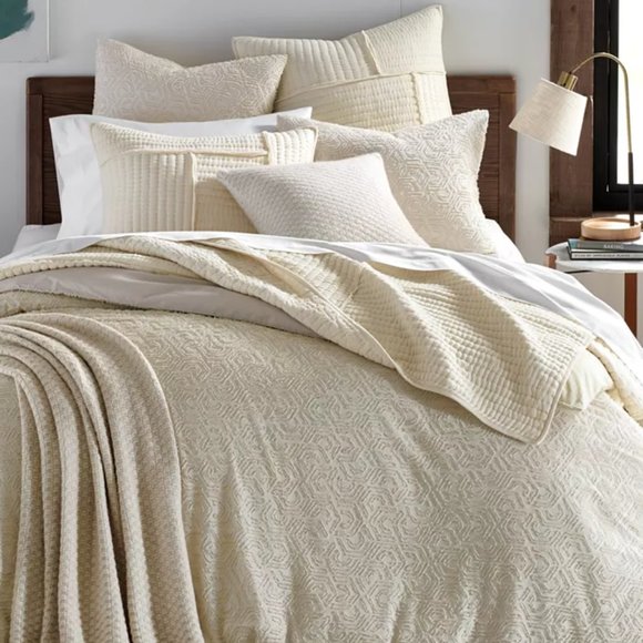 OAKE Clipped Hexagon King Duvet Cover Sham Set - Picture 1 of 2